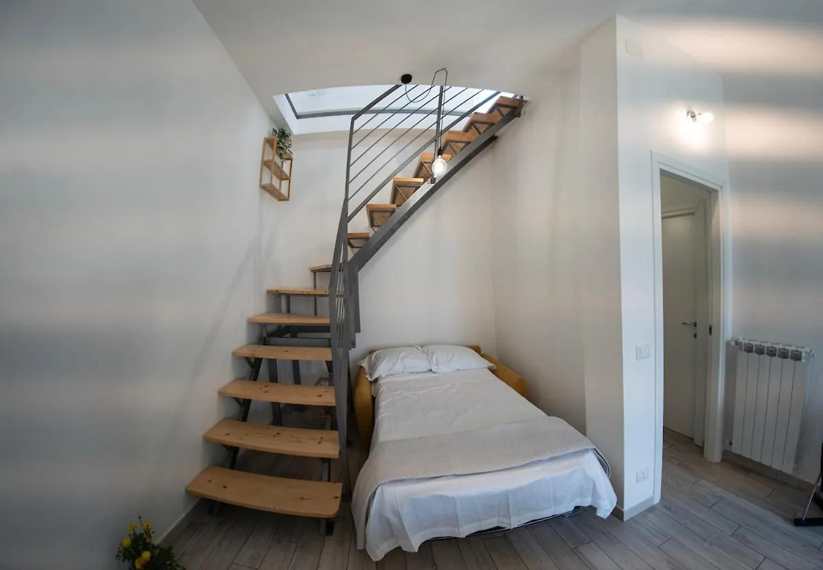 Al Civico 31 Apartment In The Center Of Cecina